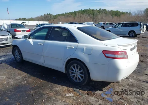 2011 Toyota Camry Xle V6 z USA, uszkodzony, nr VIN 4T1BK3EK9BU611151